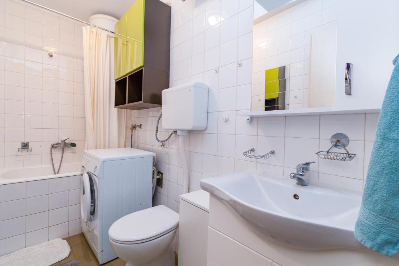 Apartments With Wifi Klenovica, Novi Vinodolski - 5530 Eksteriør bilde
